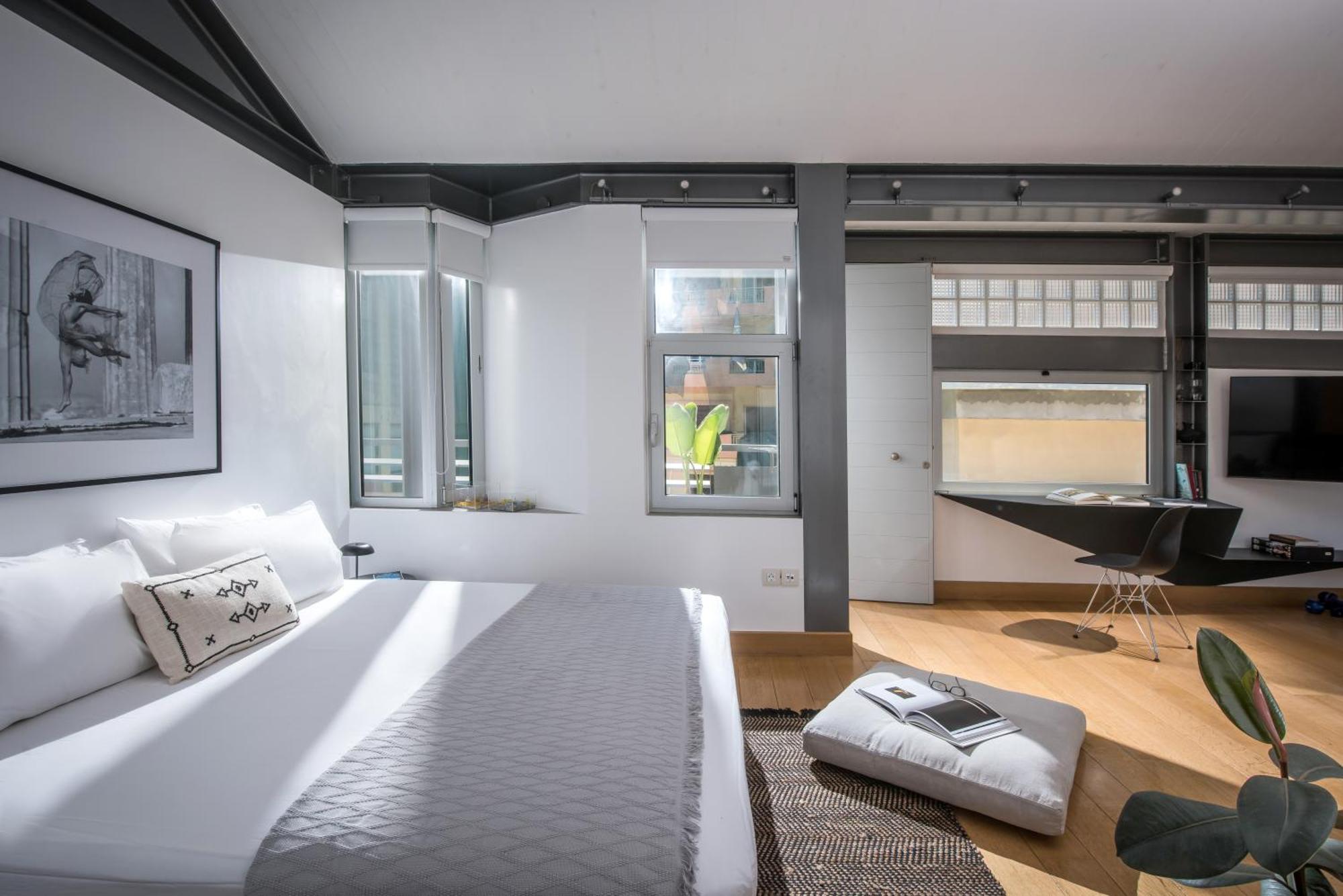 The Blossom Loft - City Center Apartment With Balcony Sea View Heraklion  Bagian luar foto